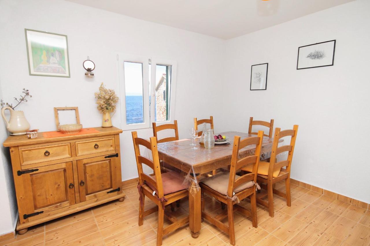 Seaside House For Families With Children Cove Tvrdni Dolac, Hvar - 2057 Gdinj Екстериор снимка