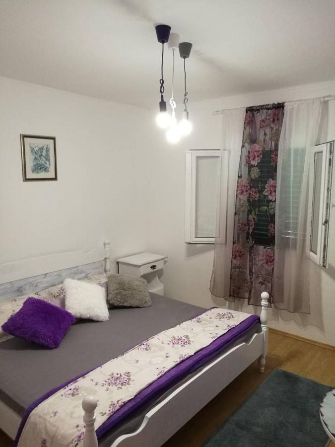 Seaside House For Families With Children Cove Tvrdni Dolac, Hvar - 2057 Gdinj Екстериор снимка